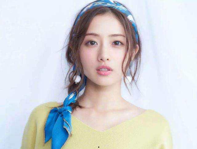 日韩国可爱女明星视频,盘点那些令人心动不已的可爱女明星风采