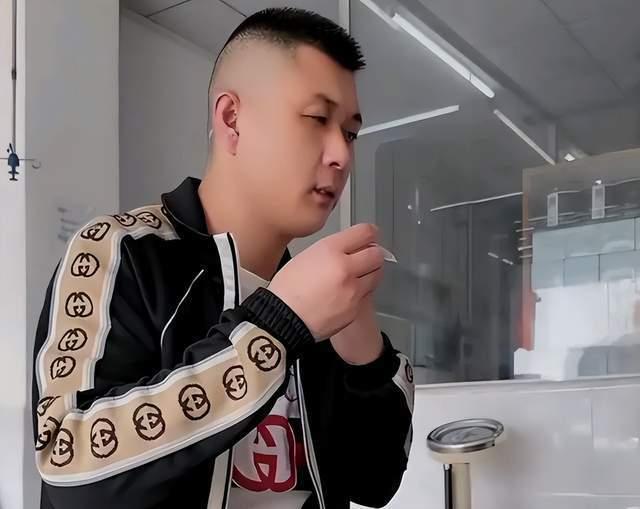 吃瓜爆料网红博主,吃瓜爆料背后的真相与争议