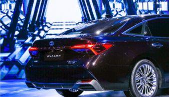 亚洲龙自动打开视频,智能驾驶体验新篇章